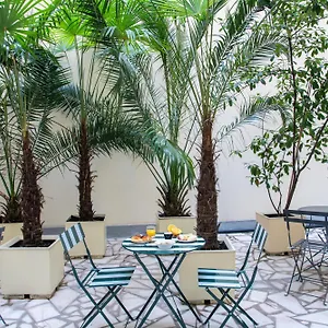 3* Hotell Est